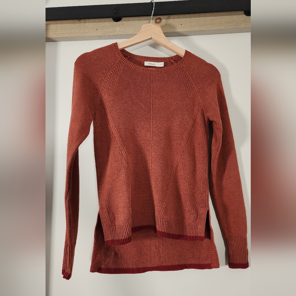 Reitmans Terracotta Sweater